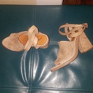 Sandal